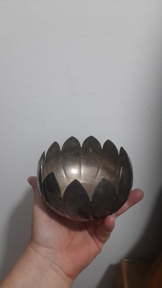 Ciotola vintage a forma di fiore di loto