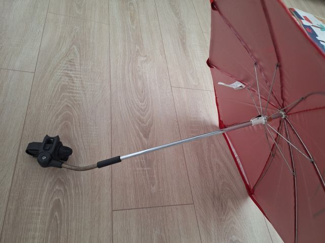 Sombrilla carrito bebé roja