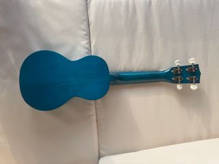 Ukulele Magali azul - Instrumento musical