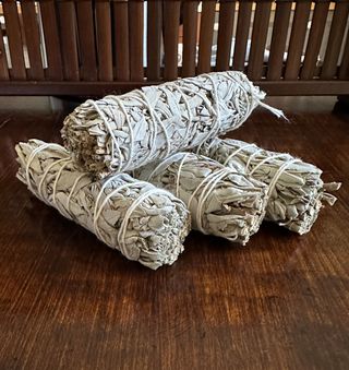 1 pezzo (mazzo) white sage incense