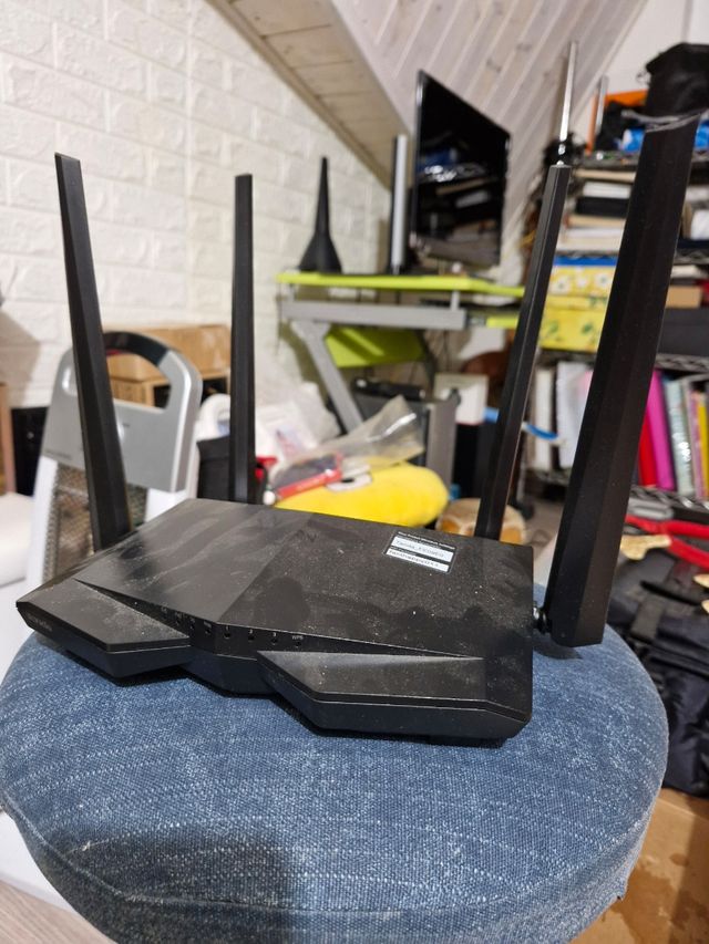 Router TENDA - WiFi