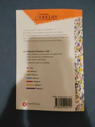 EVASION NIVEAU 1 DANS LA MAISON BLEUE + CD