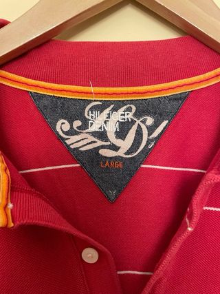 Polo Manga corta Hilfiguer Denin rojo.