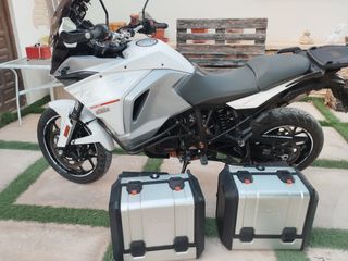 KTM 1290 Super Adventure