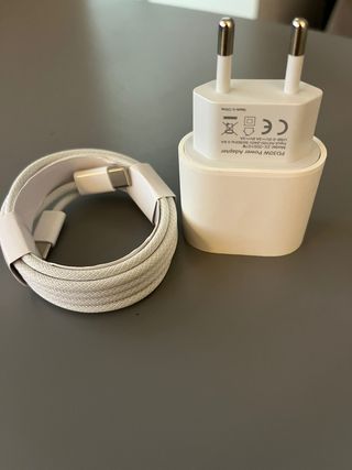 Cargador iPhone 16/15 - 6ft USB-C