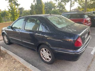 Lancia Lybra 2003