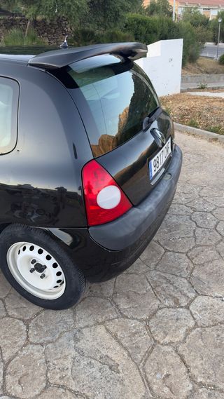 Renault Clio 2003