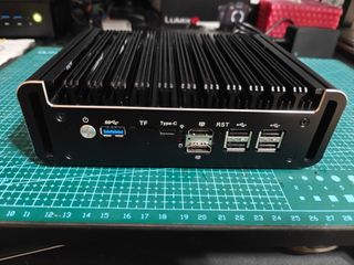 Mini PC N100 Firewall 6 puertos 2.5Gbps 16GB DDR5