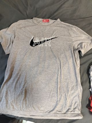 Camiseta Nike Air Gris