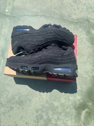 Nike Air Max 95 x Levi's - Negras