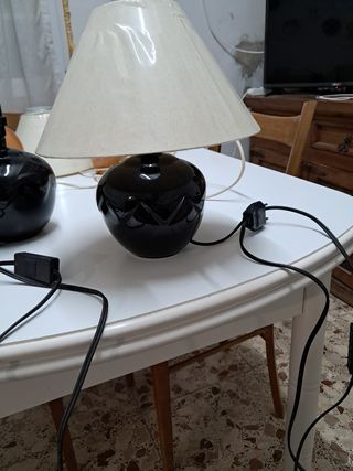 2 Lamparas de cerámica negras