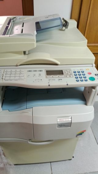 Fotocopiadora Ricoh multifunción