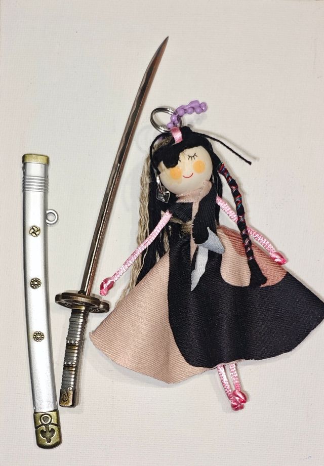 Bambolina artigianale "Piratessa" - le nutz 