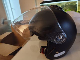 Casco moto negro mate