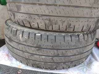 Neumáticos Michelin 205/65R16C para dos ruedas 70€