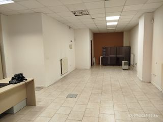 Oficina en alquiler - Local comercial