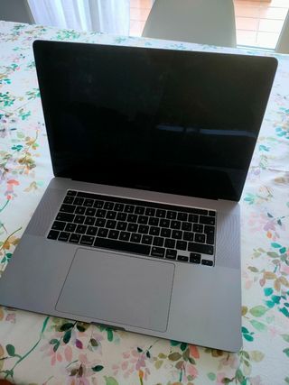 MacBook Pro 16" Gris Plata
