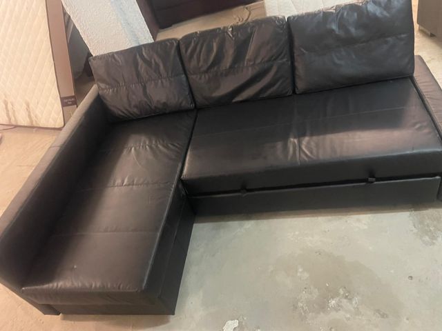Sofá cama piel sintética negro