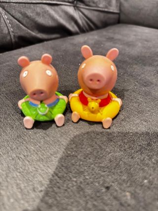 2 Figuras Pepa Pig piscina