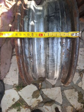 2 Llantas Mercedes Benz MB100-140-180