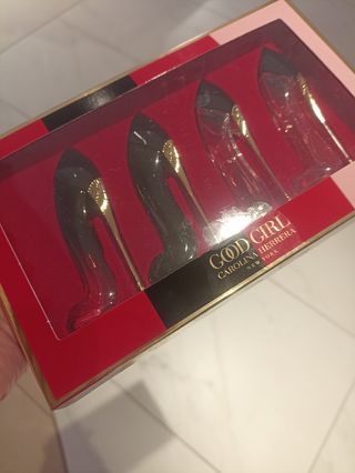 Carolina Herrera Good Girl Miniaturas - Set x4