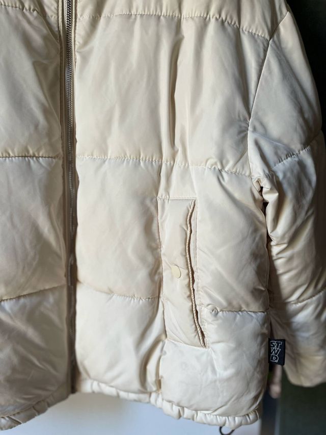 Casaco acolchoado bege