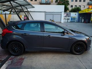 Ford Focus 2012, 1.6. Cambio-vendo