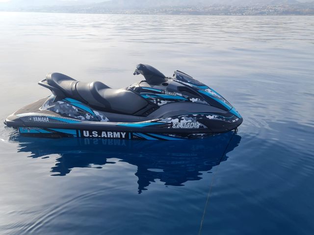 Moto acuática Yamaha - Impecable