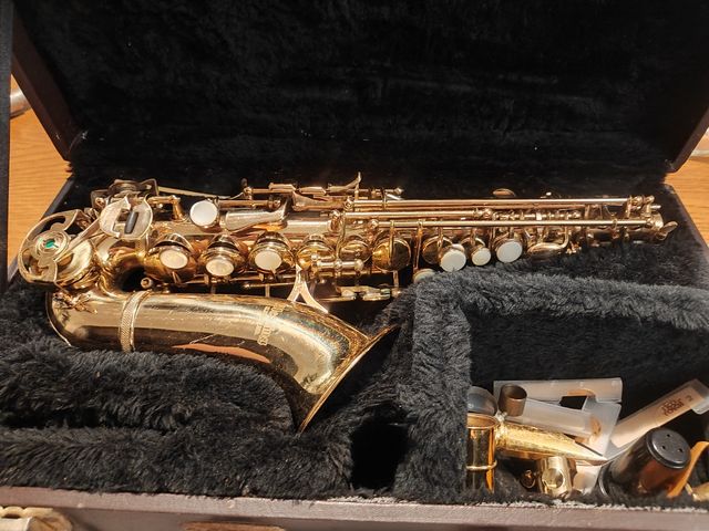 Saxofón Soprano Blessing + Estuche