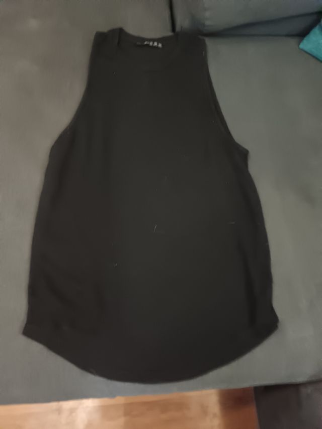 Camiseta negra tirantes