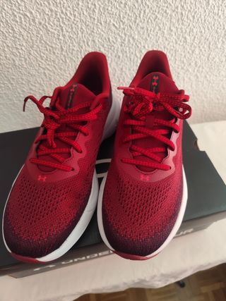 Zapatillas Under Armour rojas 42.5