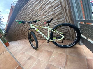 Bicicleta Megamo - MTB