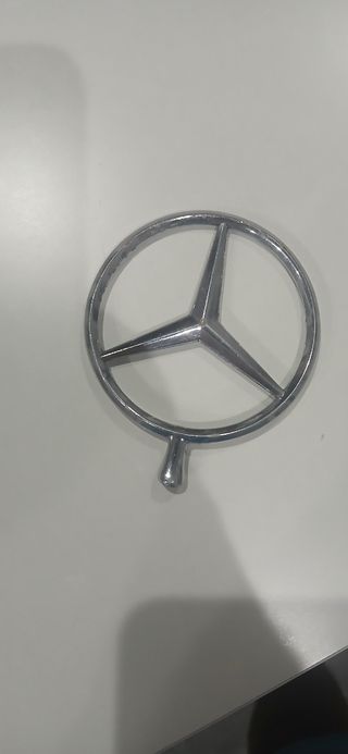 Logo Mercedes Benz clásico