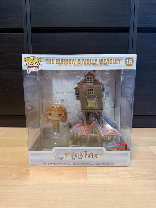 Funko POP Town 16: The Burrow & Molly Weasley