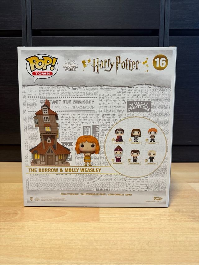 Funko POP Town 16: The Burrow & Molly Weasley