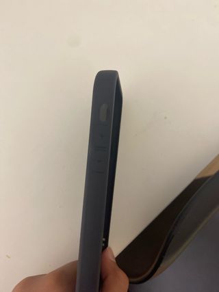 Funda iPhone 11 proGuess - Negra