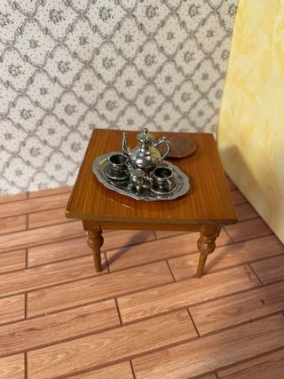 Set da tè in miniatura  per casa delle bambole