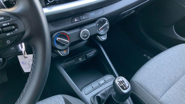 Kia Stonic 1.0 T-GDI MHEV IMT 74KW CONCEPT 100 5P