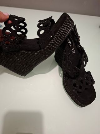 Sandalias cuña ELCIA negras 38