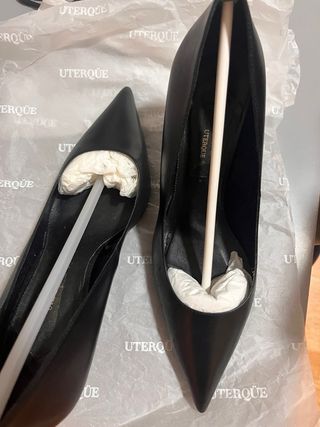 Zapatos salón núm. 40