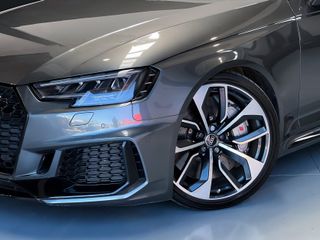 AUDI A4 RS 4 2.9 TFSI 331kW quattro tiptro Avant