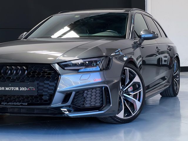 AUDI A4 RS 4 2.9 TFSI 331kW quattro tiptro Avant