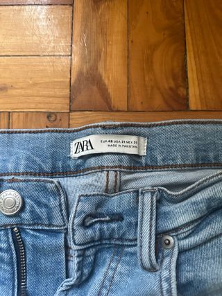Jeans Zara azul claro - Talla EUR 40