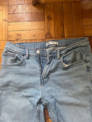 Jeans Zara azul claro - Talla EUR 40