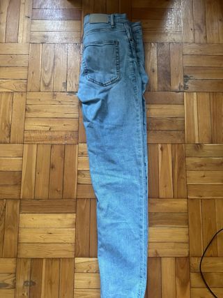Jeans Zara azul claro - Talla EUR 40