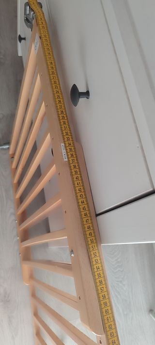 Barrera seguridad bebé madera