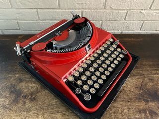 Olivetti Ico MP1 la 1a Portatile Vintage anni 30