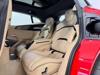 Ferrari Purosangue 6.5 725cv
