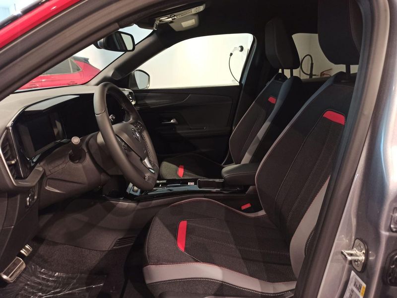 Opel Mokka-e BEV 50kWh GS Line 2023, foto 10