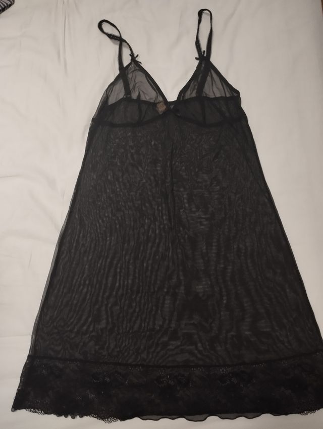 Camisón negro encaje
